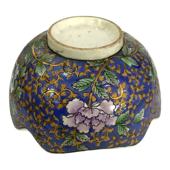 Vintage Hand-Painted Macau Porcelain Bowl – Imari Style Bird & Floral - Picture 3 of 4